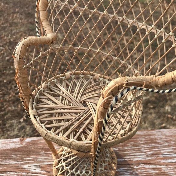 Vintage 13” peacock wicker chair planter doll basket - Picture 6 of 8